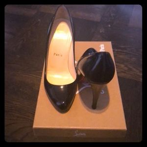 Worn once! Christian Louboutin Décolleté size 36.5
